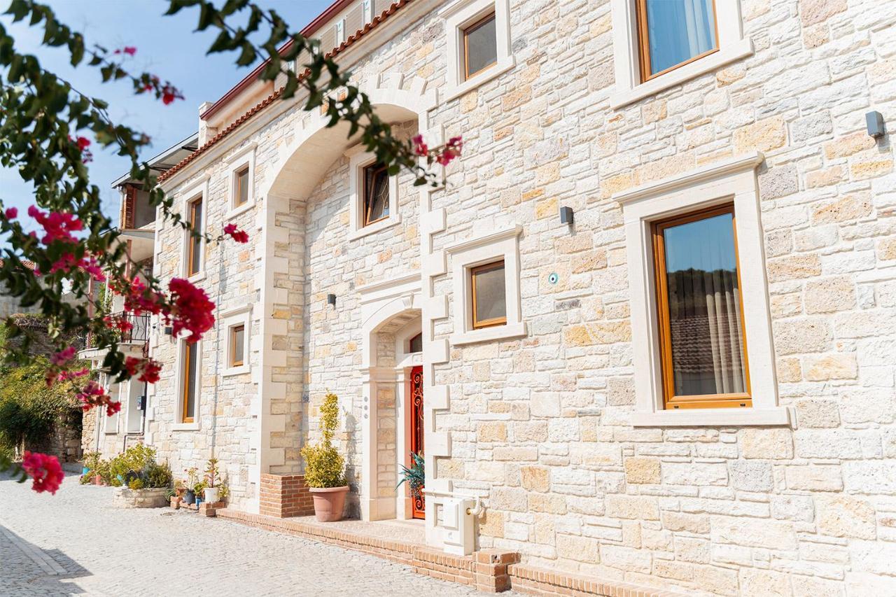 Sinem Hanim Konagi Boutique Hotel Yenifoca Exterior foto